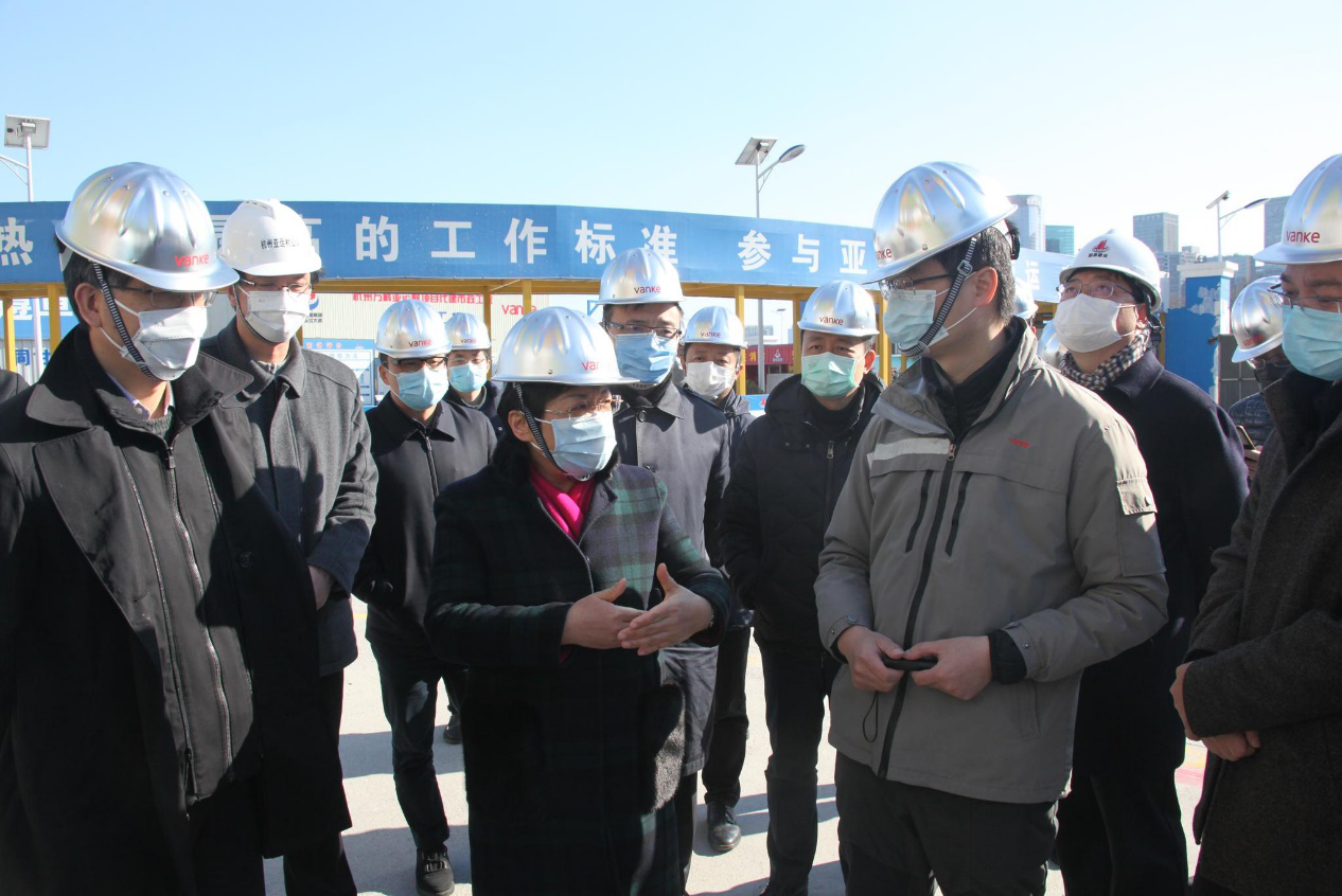廣西壯族自治區(qū)黨委常委、宣傳部部長陳奕君（時(shí)任浙江省副省長）蒞臨耀廈承建的亞運(yùn)會(huì)運(yùn)動(dòng)員村項(xiàng)目開展復(fù)工復(fù)產(chǎn)“三服務(wù)”活動(dòng)